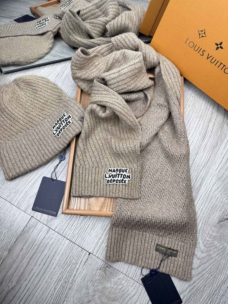 Louis Vuitton Caps Scarfs